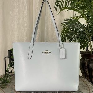 Coach Leather Avenue Tote F31535 SV/Pale Blue Atlantic MSRP $350